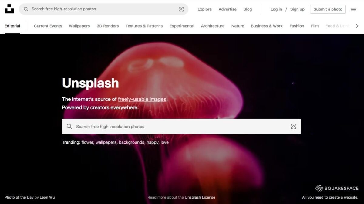 Unsplashのトップページ
